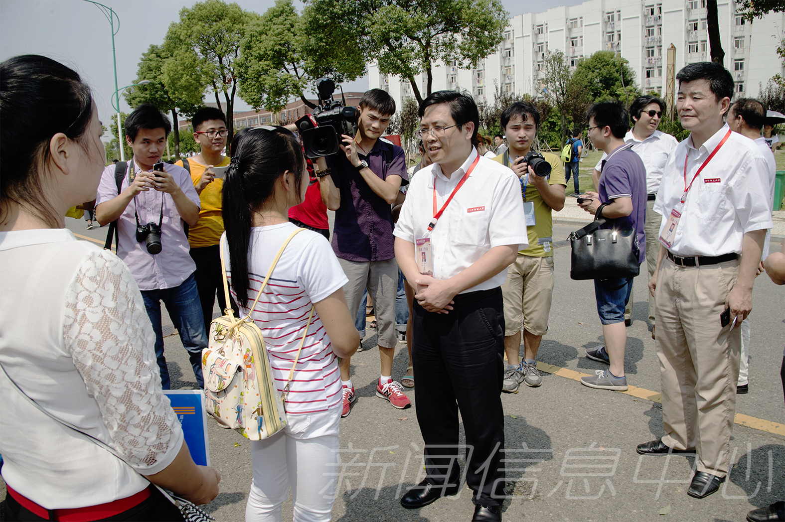 见义勇为小英雄肖玉玲免费师范生院