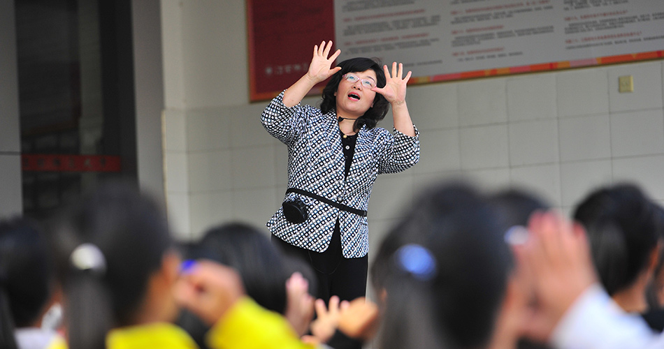 免费师范生院坚持“国学晨诵”，筑牢学生中华文化根基