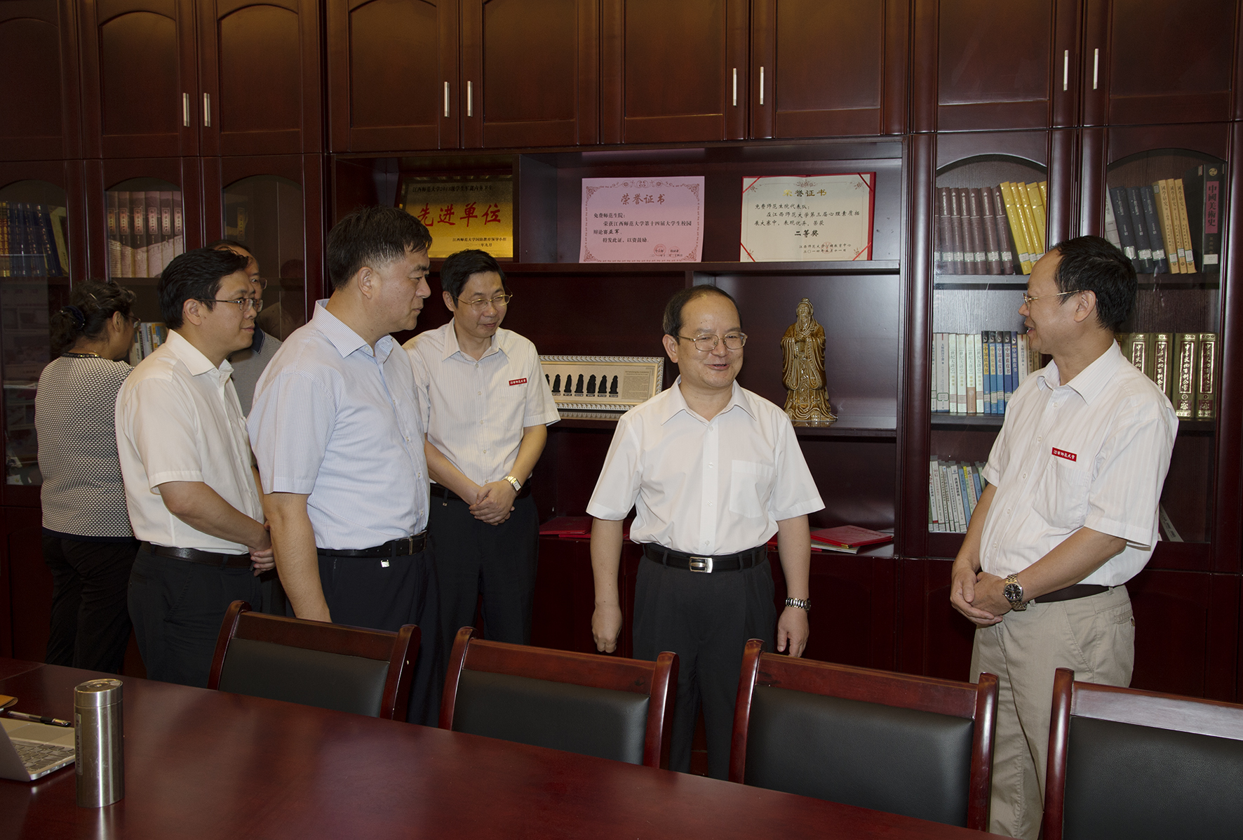 鹿心社
