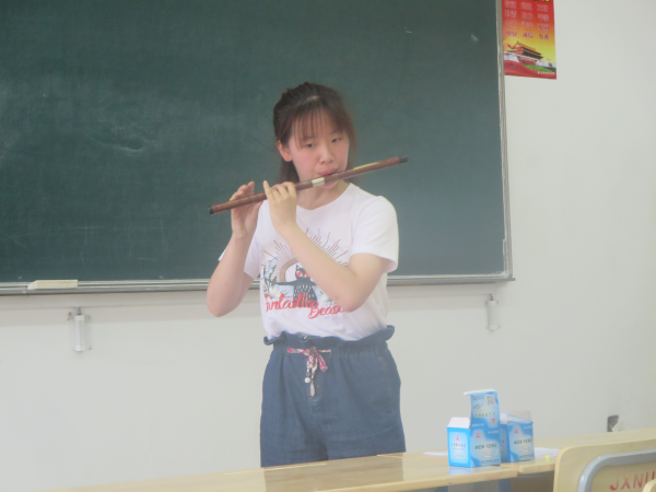 点击查看原图